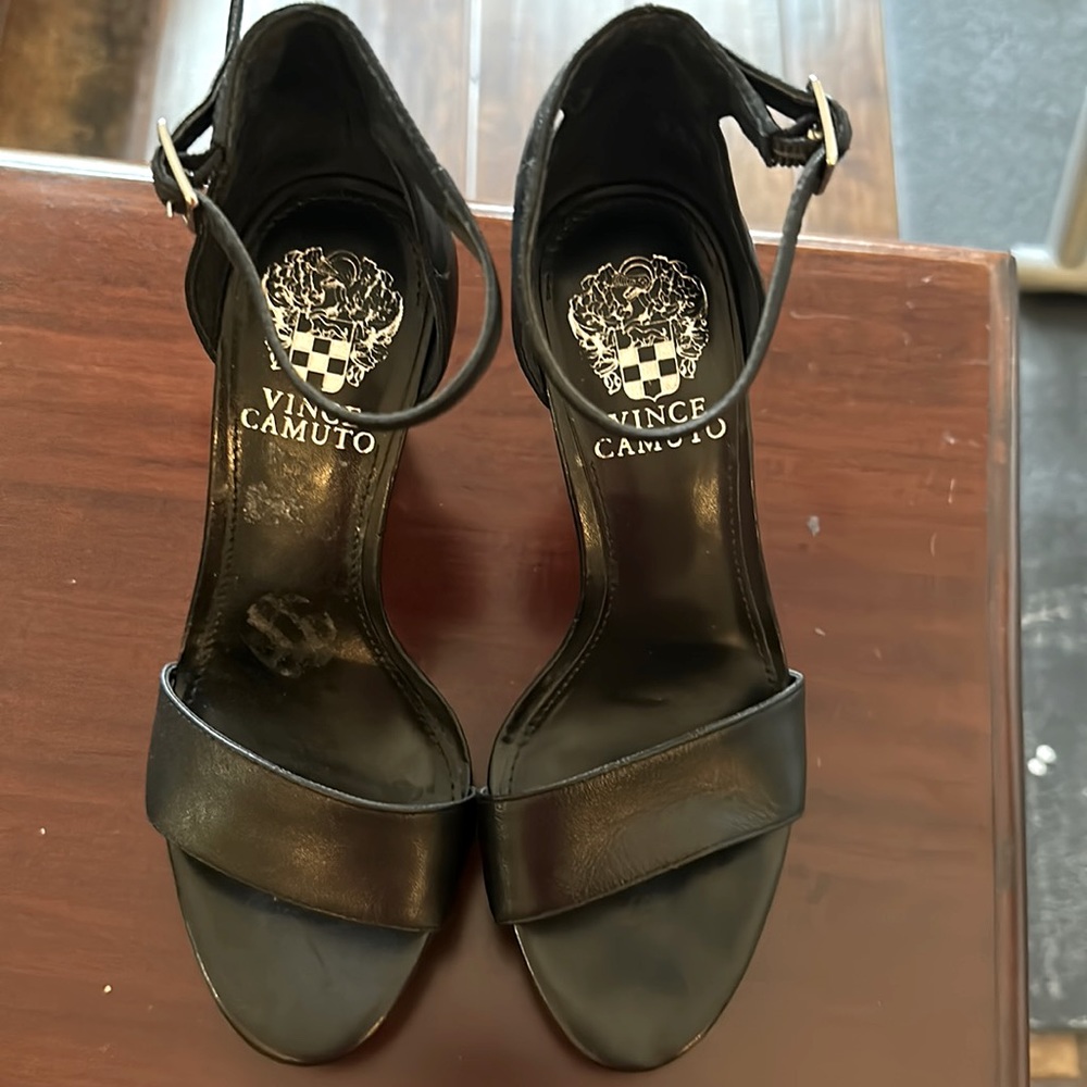 Vince Camuto black stiletto sandal size 51/2
